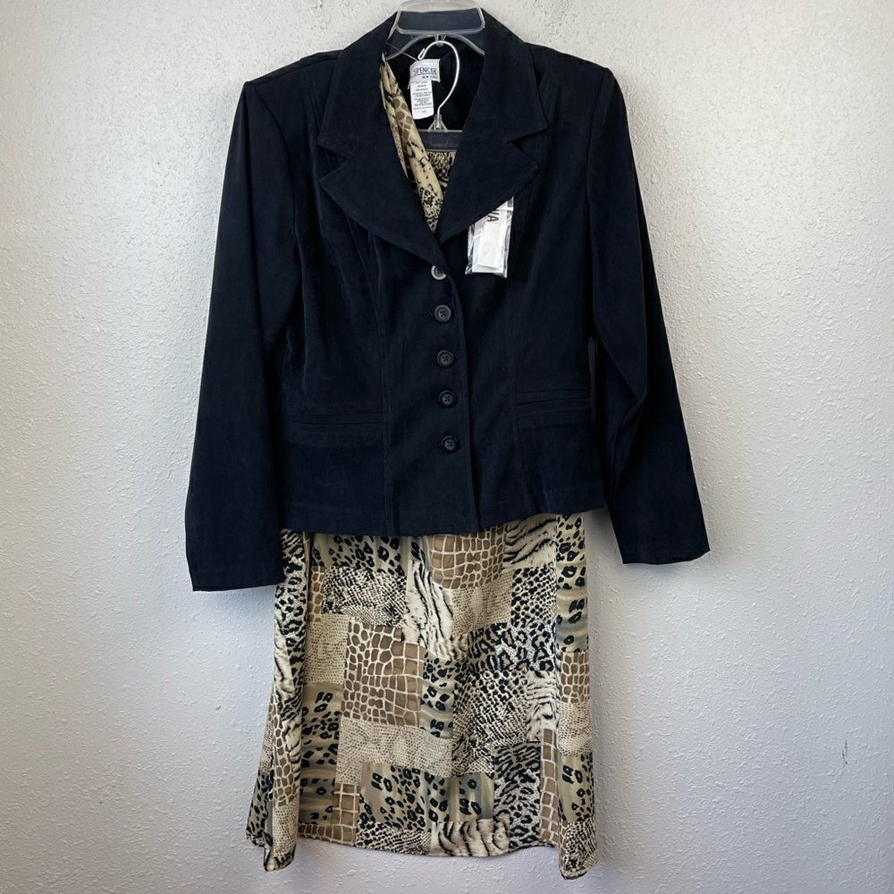 NWT K.C. Spencer Matching Jacket, Scarf and Skirt Size 10